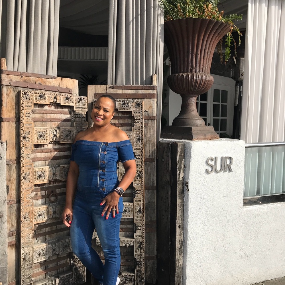 Meet your Posher, Sharon